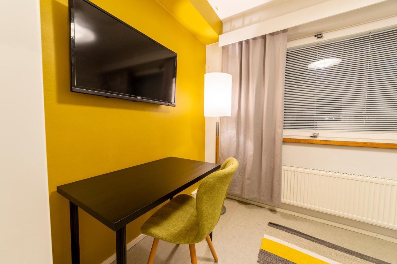 Kulkuri Hostellit Haemeenlinna מראה חיצוני תמונה